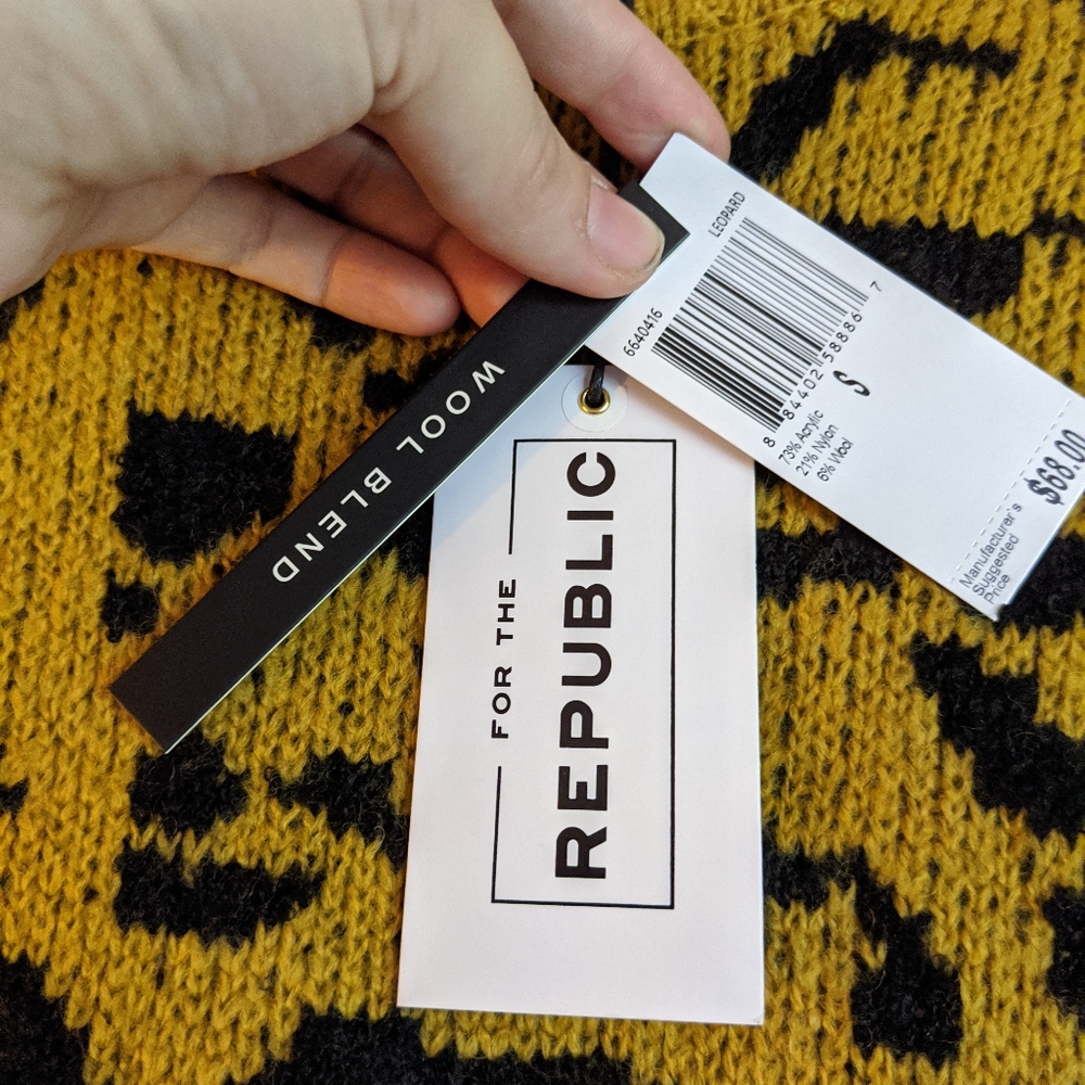 For the Republic Leopard Print Oversized Sweater - Picture 7 of 8